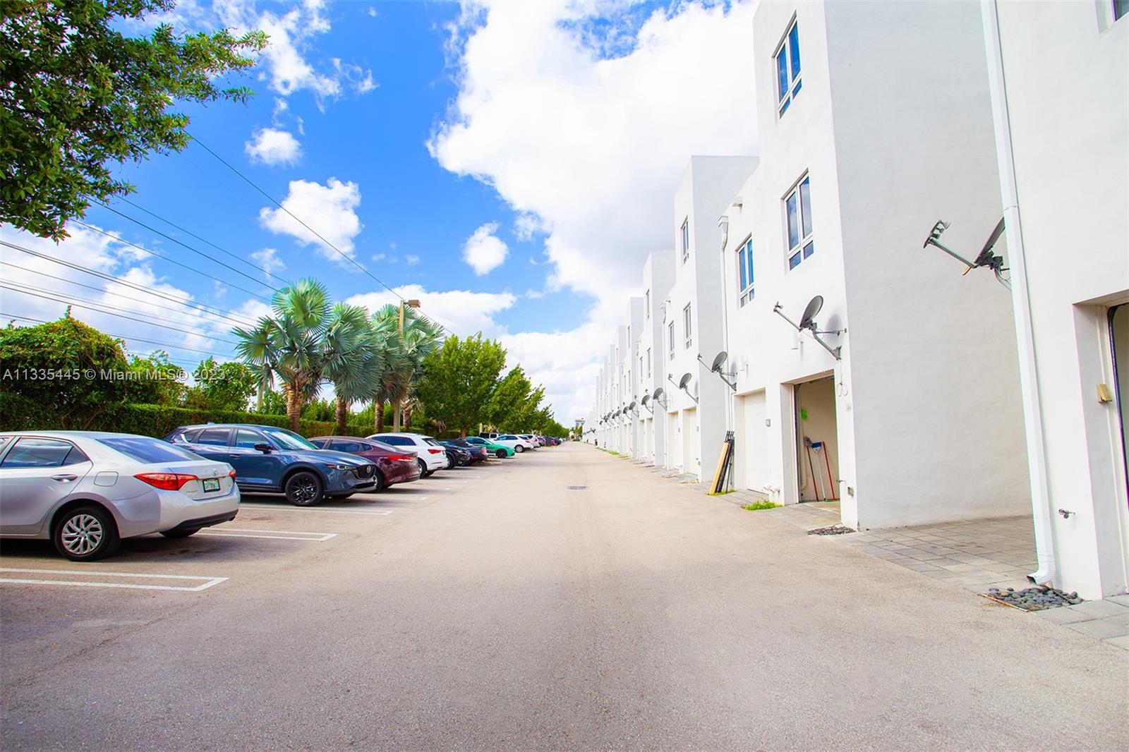 LANDMARK AT DORAL CONDO N - Residential