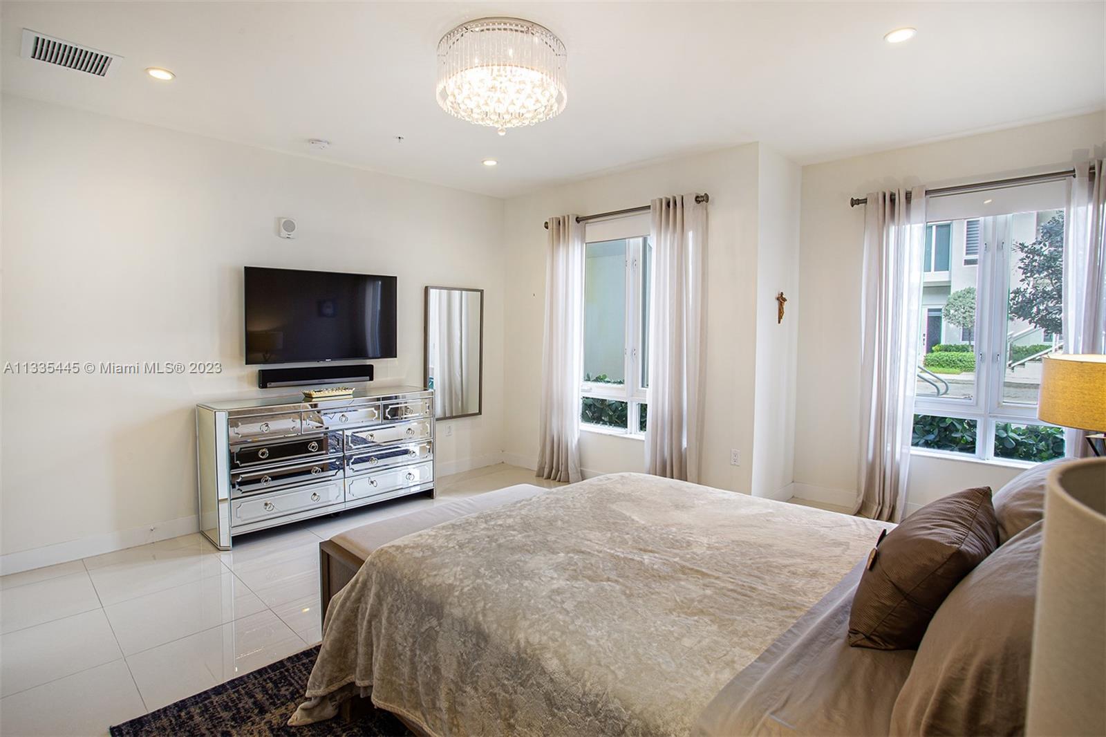 LANDMARK AT DORAL CONDO N - Residential