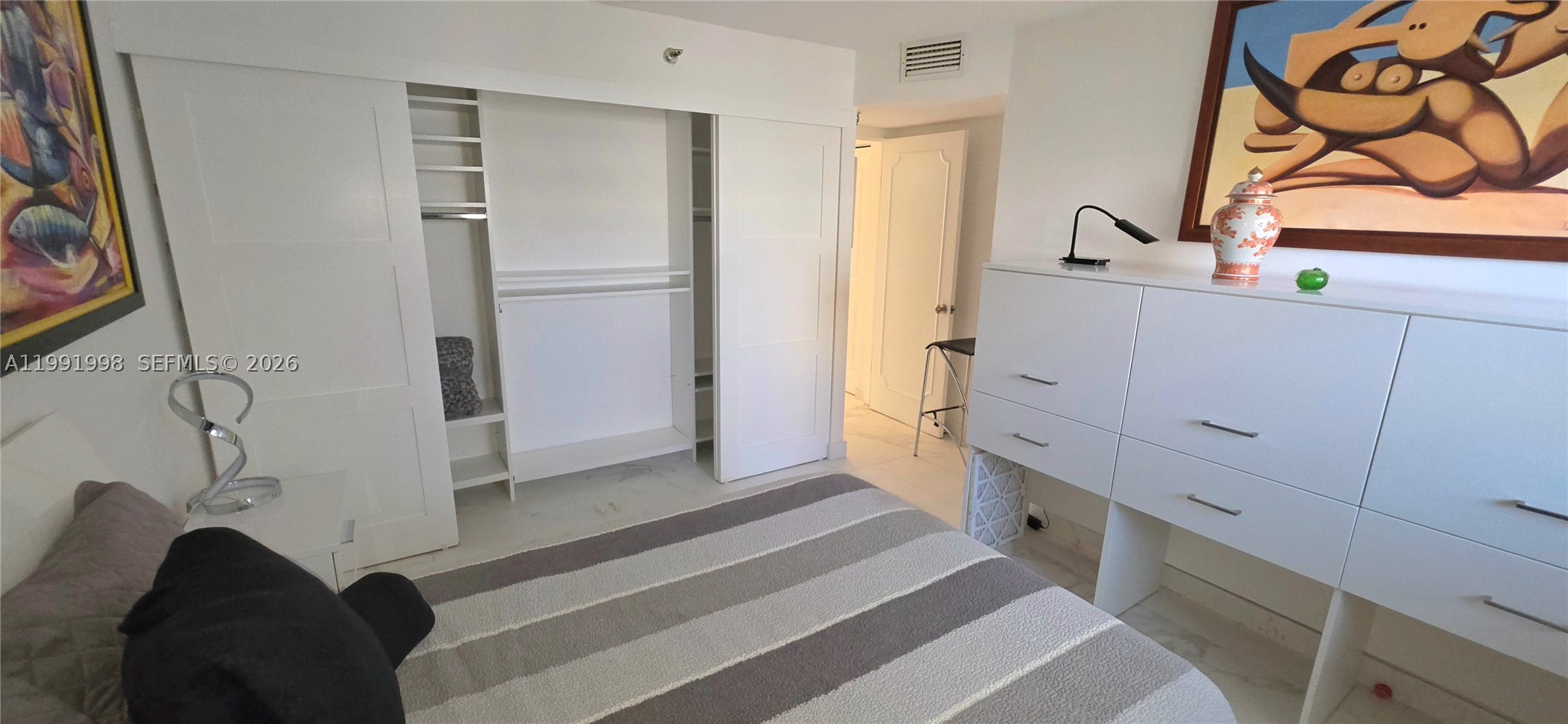 EDEN ROC CONDO - Residential