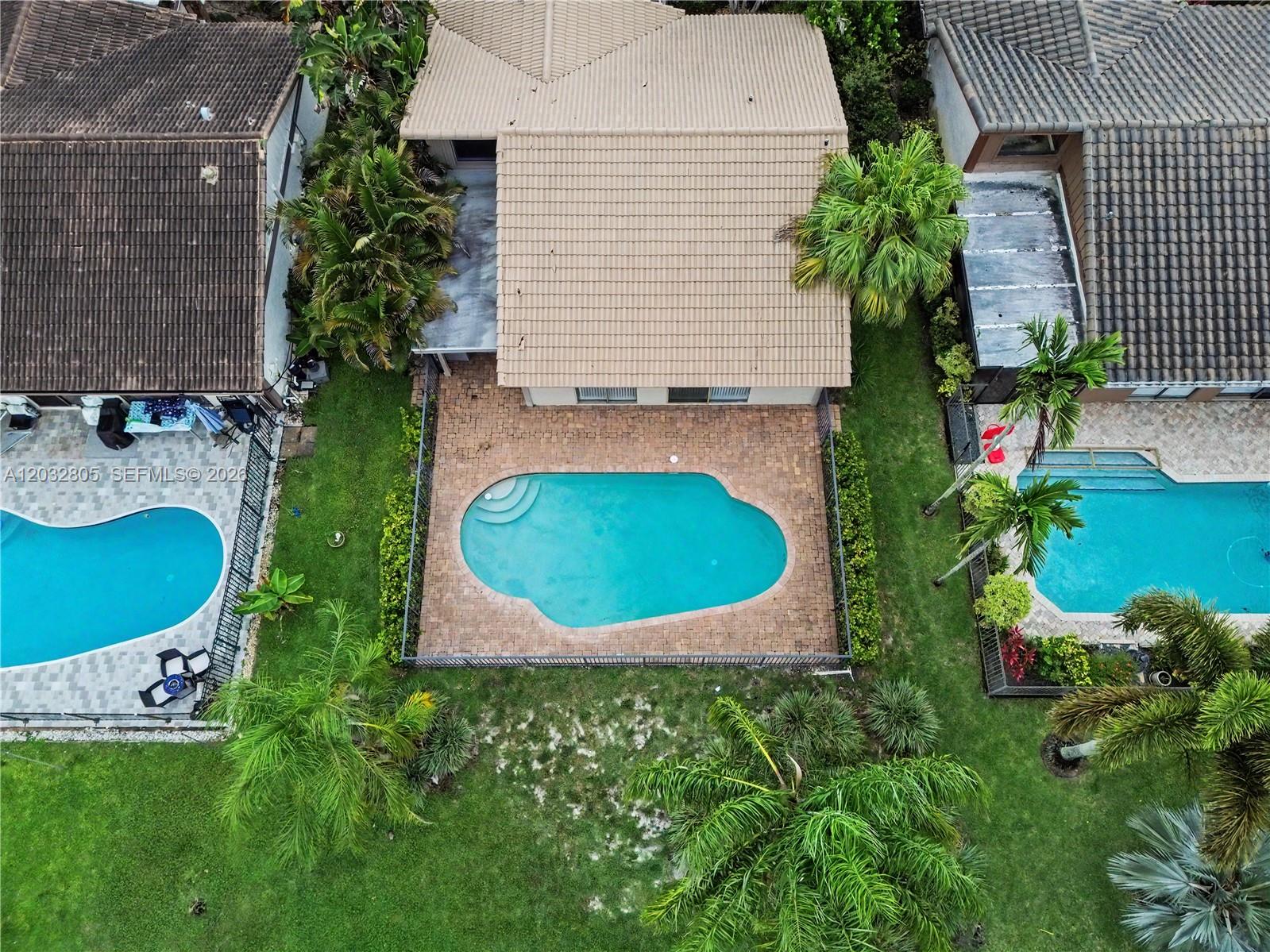 BOCA GREENS 3 - Residential