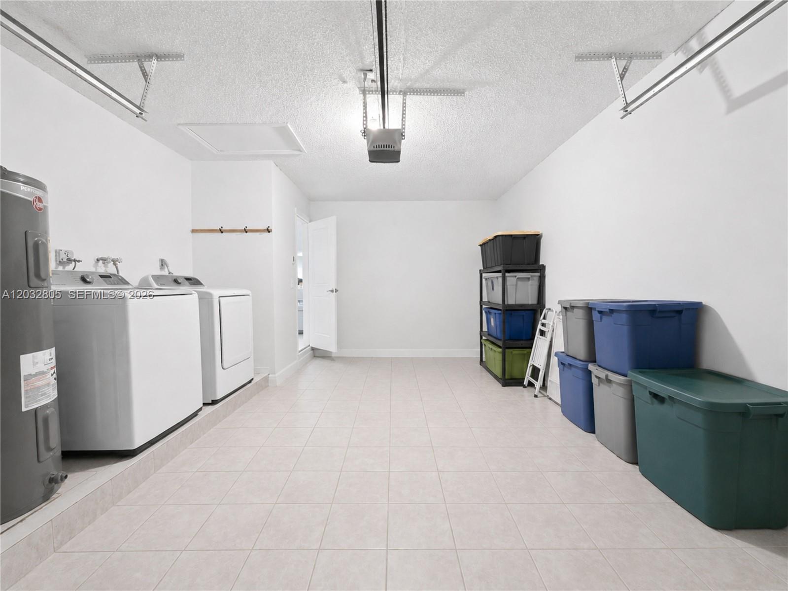 BOCA GREENS 3 - Residential