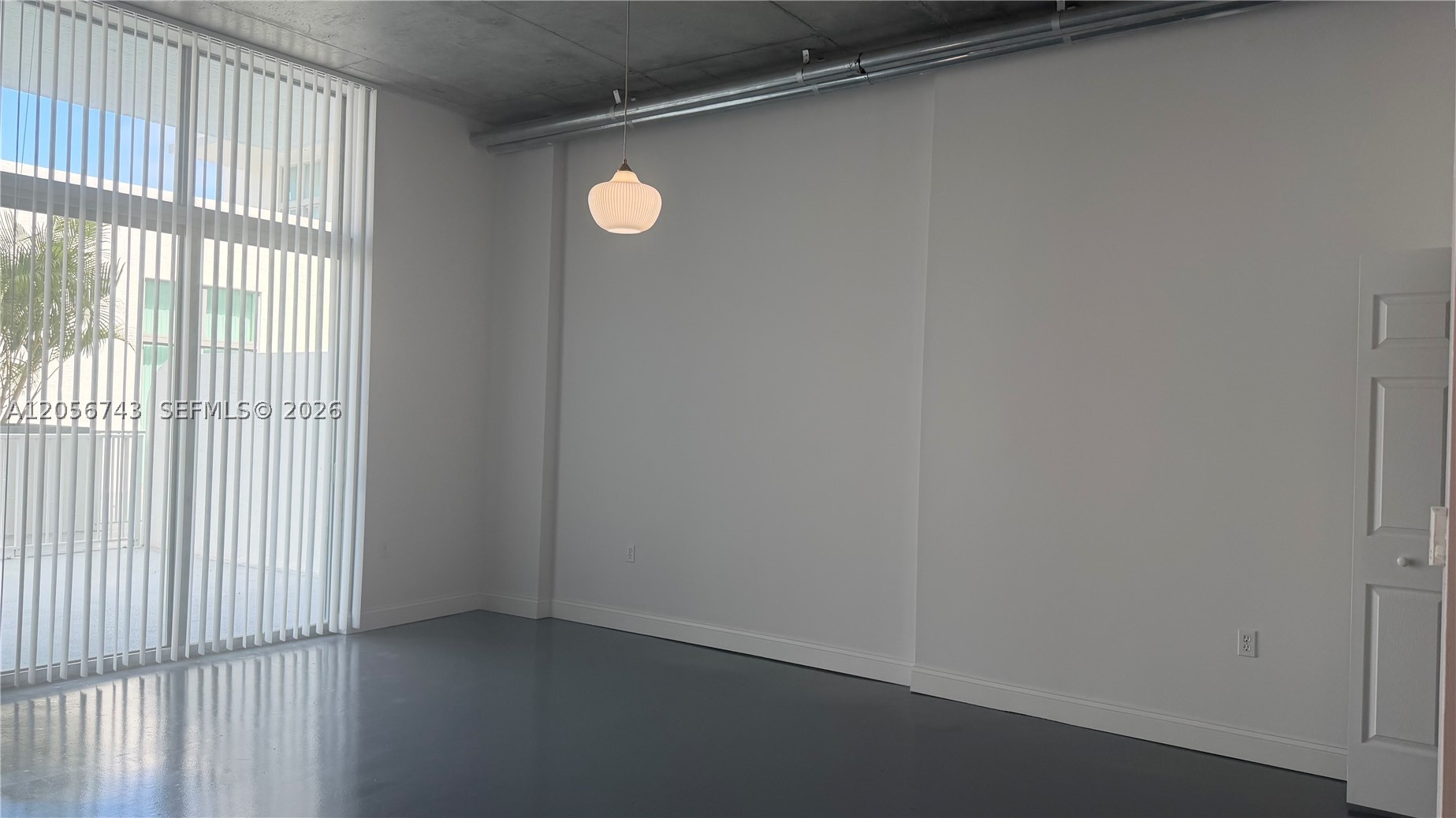 LOFTS AT HOLLYWOOD STATIO - Residential