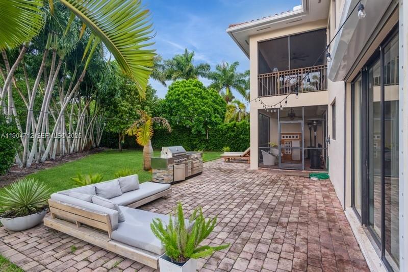 CUTLER CAY - Residential
