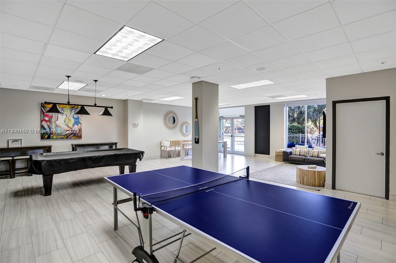 OCEANVIEW BUILDING A COND - Residential Lease