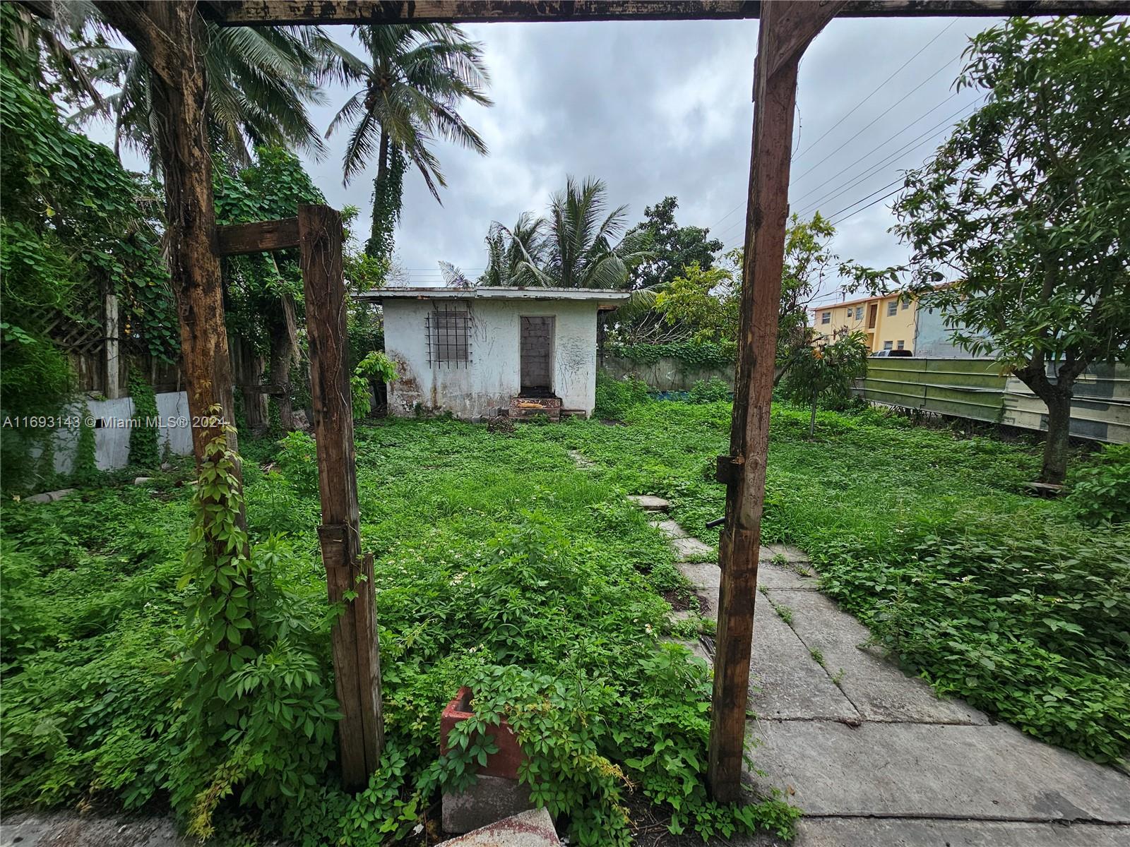 GARDENS PARK - Residential