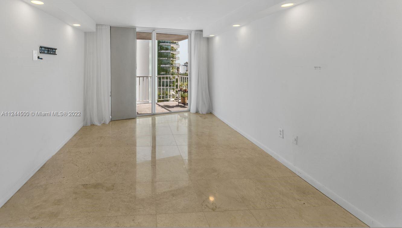BAYVIEW TERR CONDO - Residential Lease