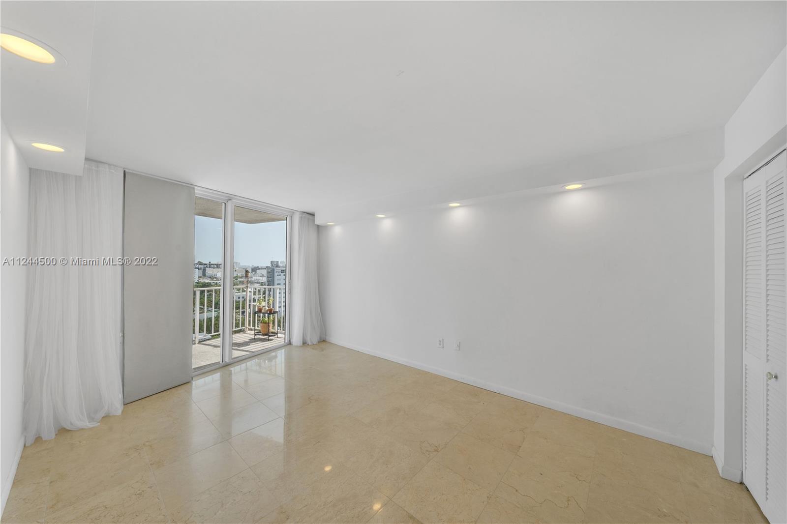 BAYVIEW TERR CONDO - Residential Lease