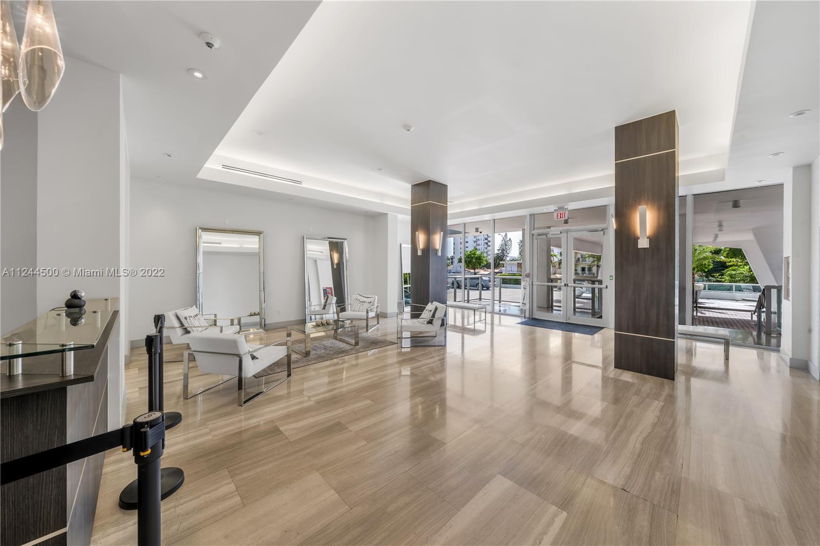 BAYVIEW TERR CONDO - Residential Lease