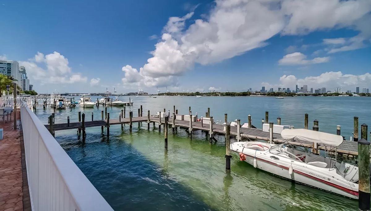BAYVIEW TERR CONDO - Residential Lease