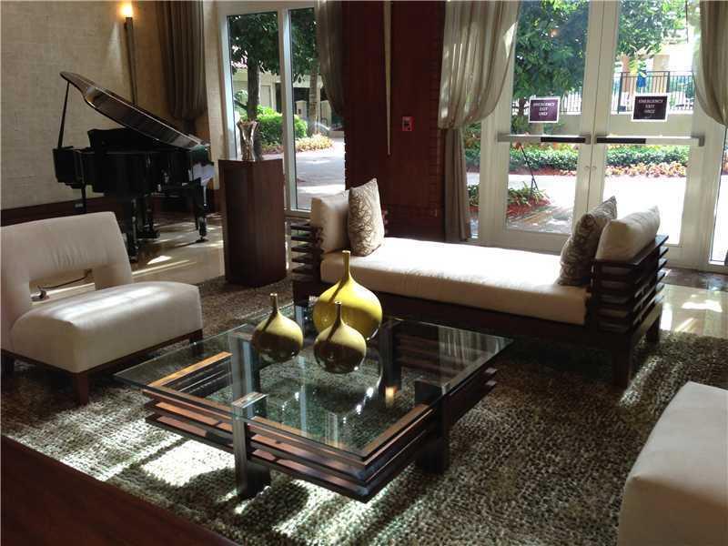 TURNBERRY ON THE GREEN - Residential Lease