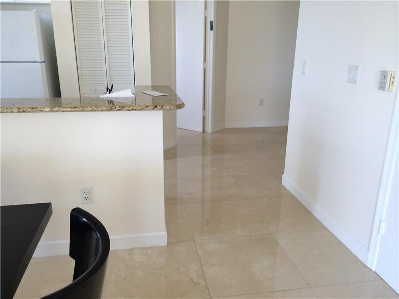 TURNBERRY ON THE GREEN - Residential Lease