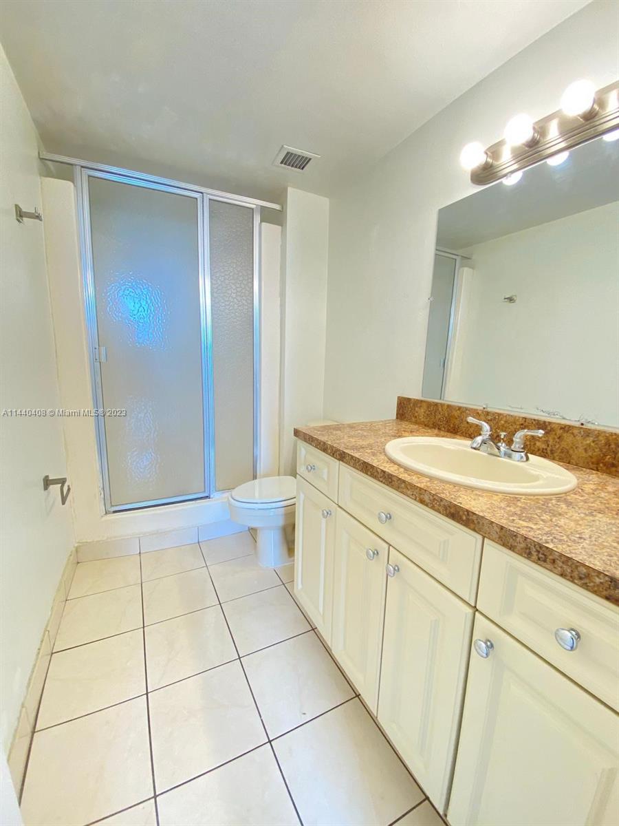 SAILBOAT CAY CONDO - Residential
