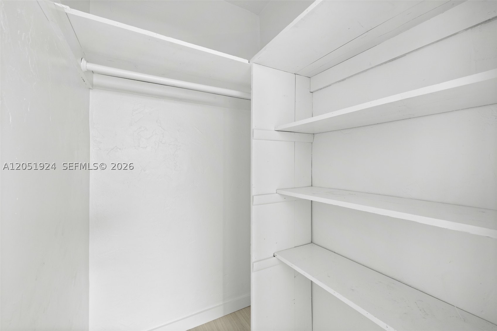 ALTOS DEL MAR NO 3 - Residential Lease