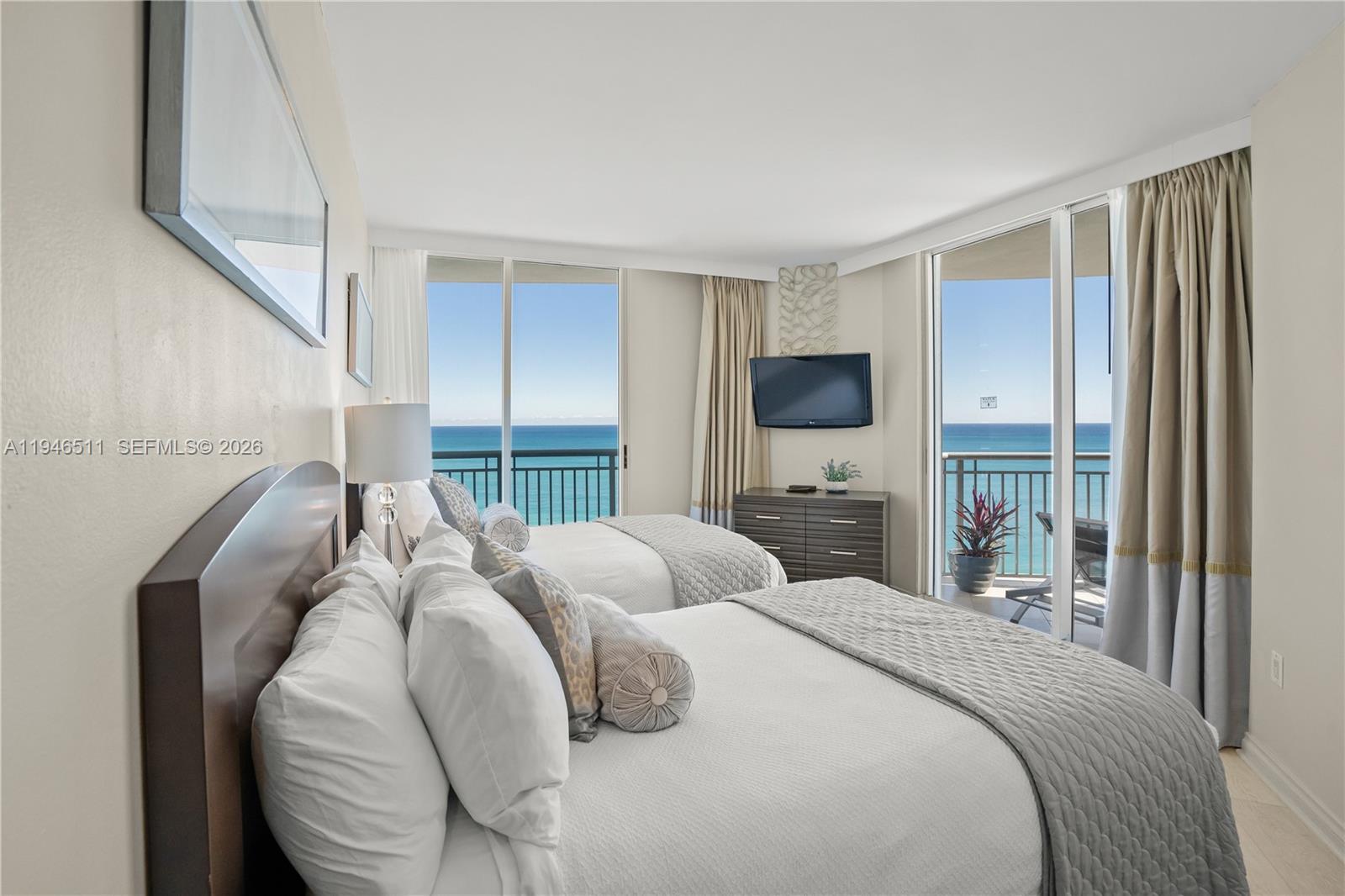 OCEAN POINT BEACH CLUB - Residential