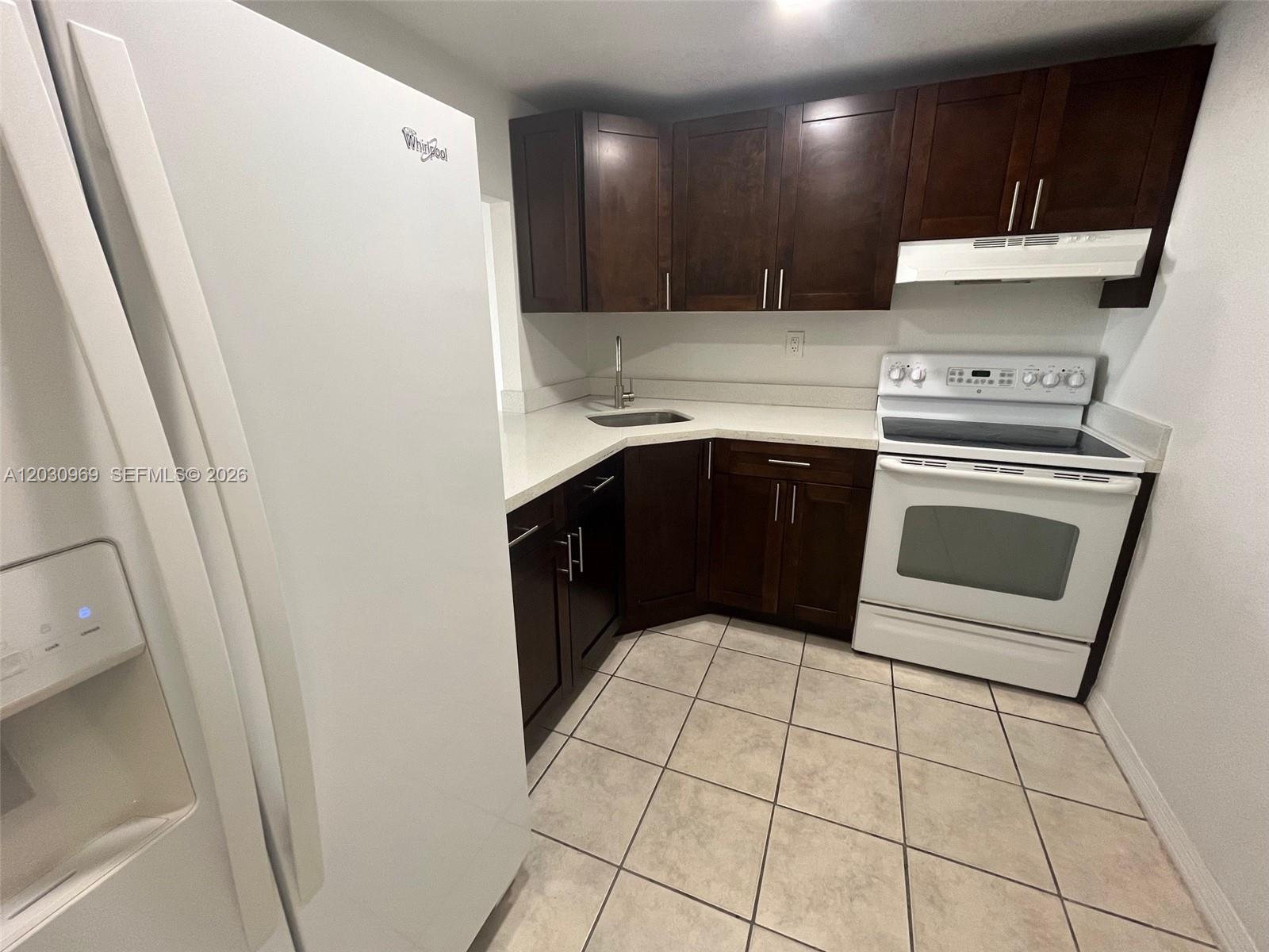 YOLANDA VILLAS CONDO - Residential Lease