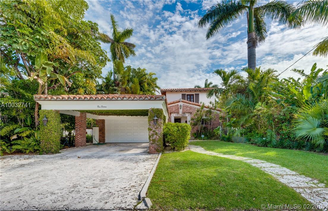 Mediterranean Russell Pancoast home will be sold at Luxury AUCTION on May 6, 2016, in cooperation with Platinum Luxury Auctions! Selling At or Above a Reserve Price of Only $3.9 Million! List price used here is FOR REFERENCE ONLY. Inquire for complete auction details." Features: Keystone courtyard, fountain, imported coffered & fresco ceilings, stone & wood floors & arched windows. Pier dock w/boat lift & ability to dock 2 boats, 2-car garage plus carport, & pool w/Jacuzzi. SF per adj. area.