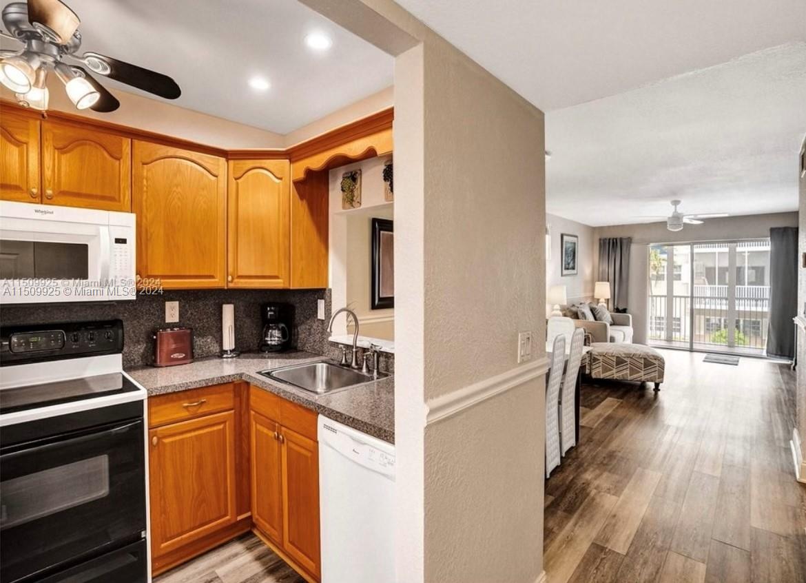 RIVIERA APTS SOUTH INC - Residential