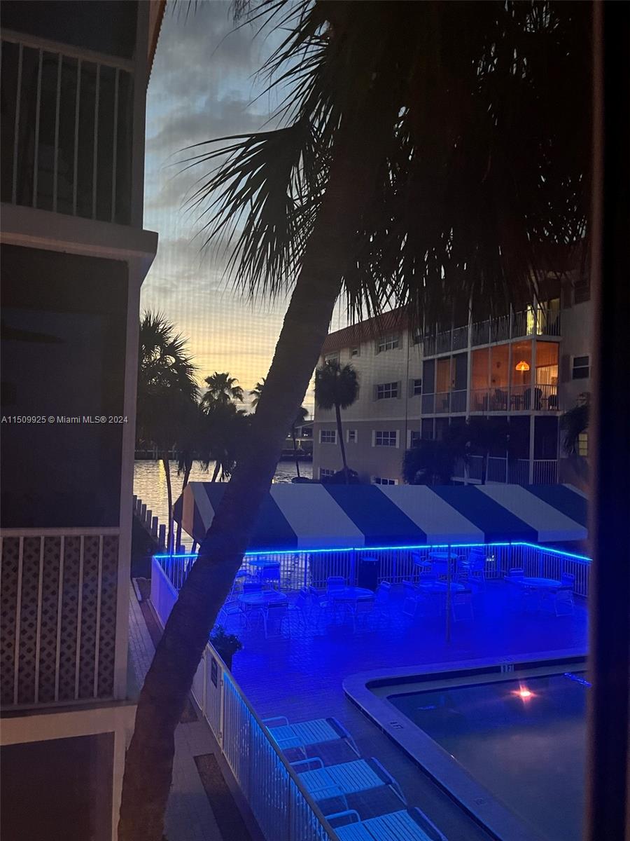 RIVIERA APTS SOUTH INC - Residential