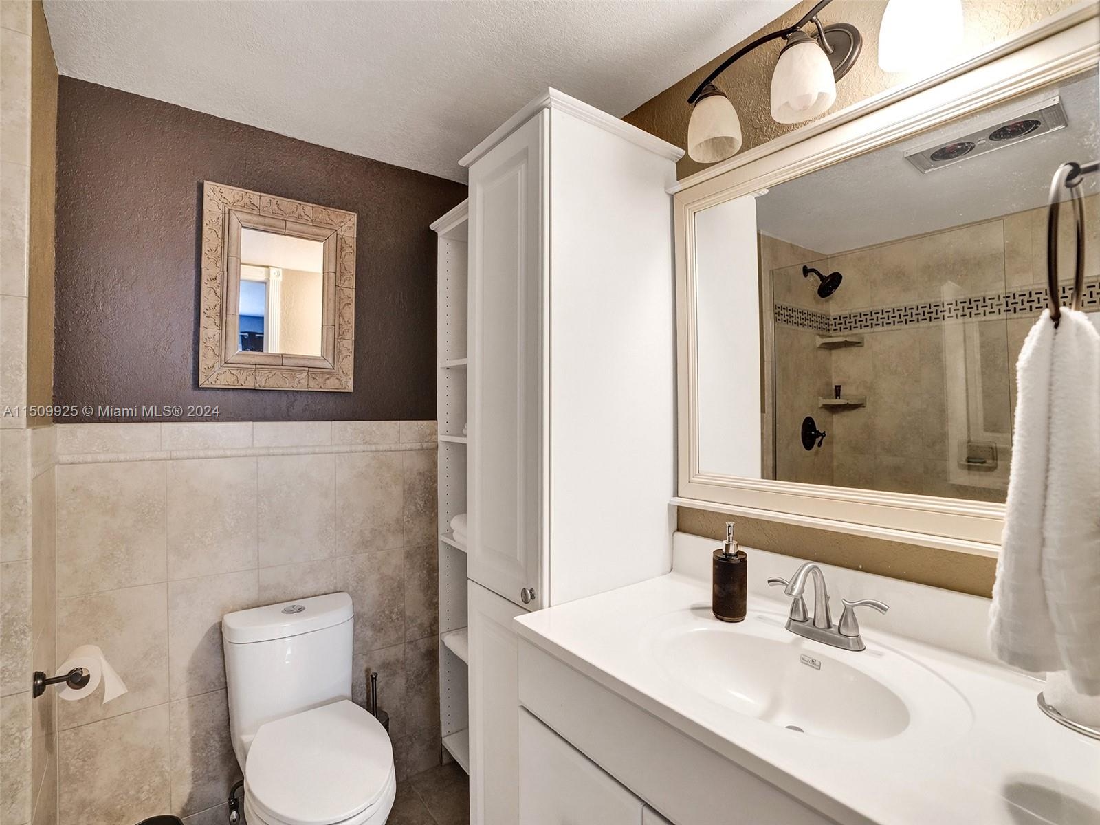 RIVIERA APTS SOUTH INC - Residential