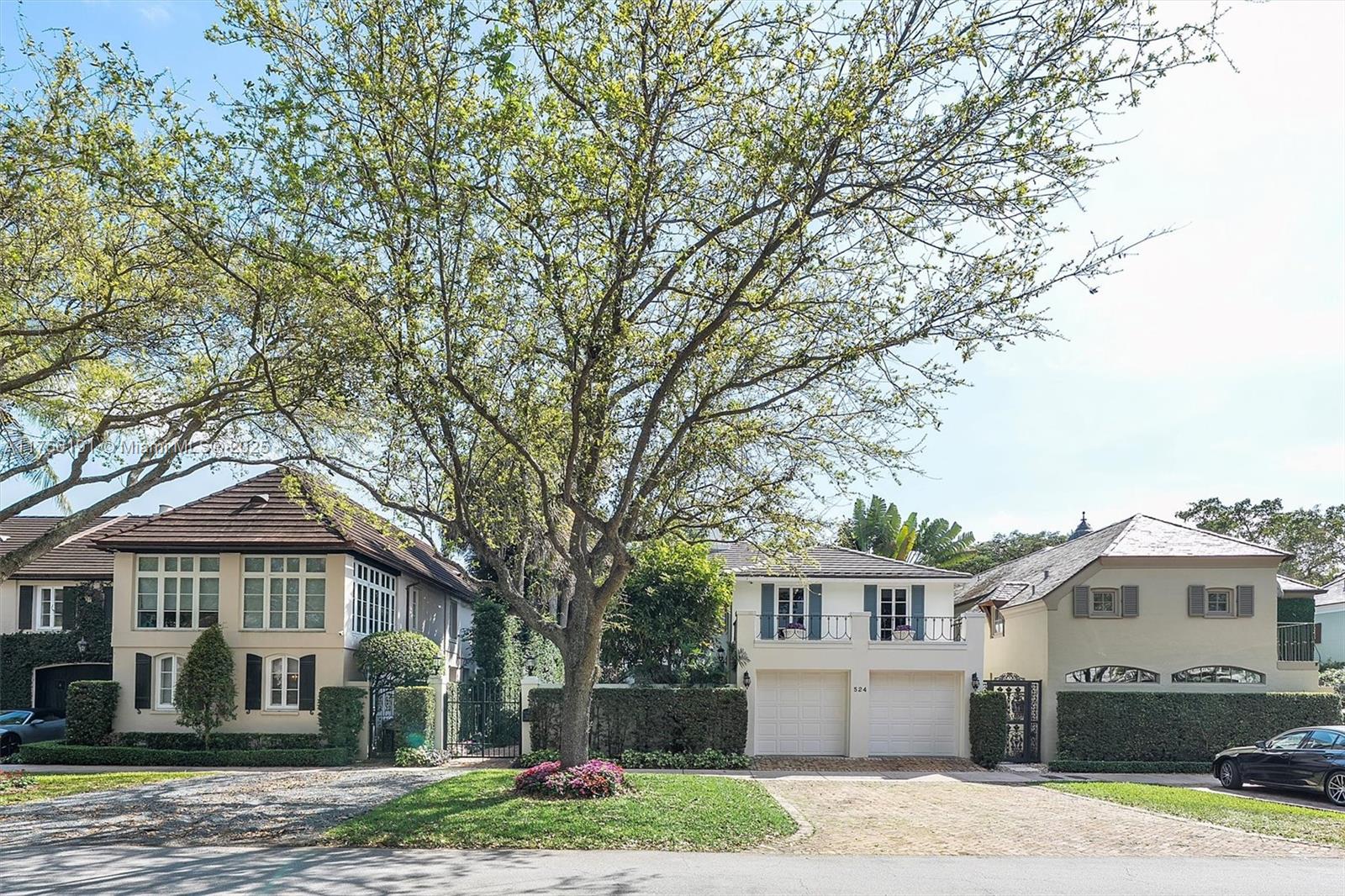 CORAL GABLES RIVIERA SEC - Residential