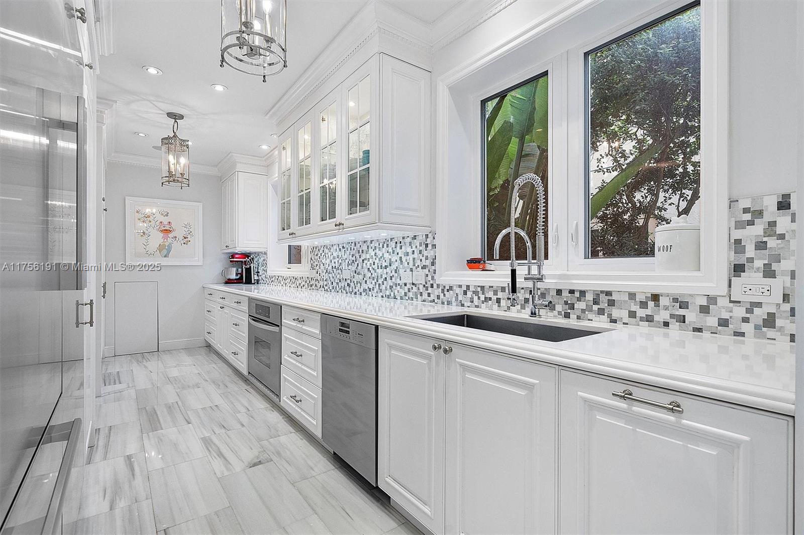 CORAL GABLES RIVIERA SEC - Residential