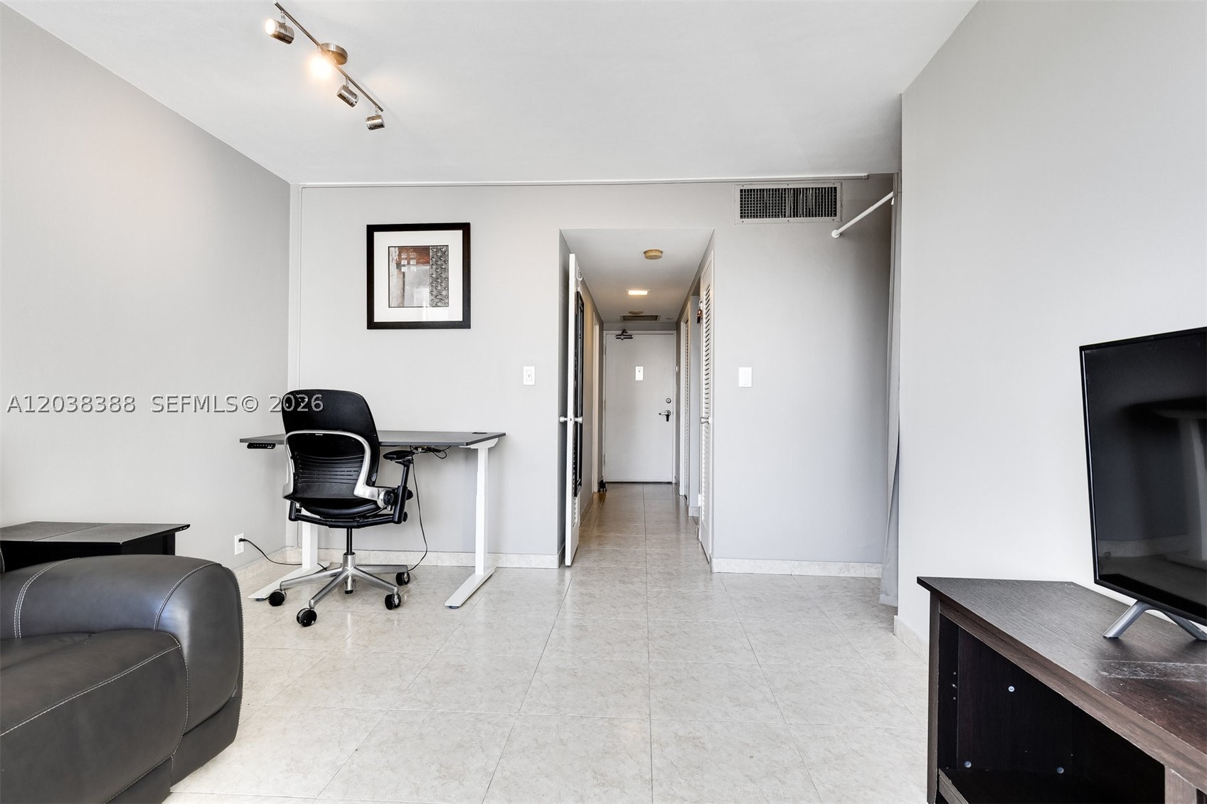 MIRADOR 1200 CONDO - Residential Lease