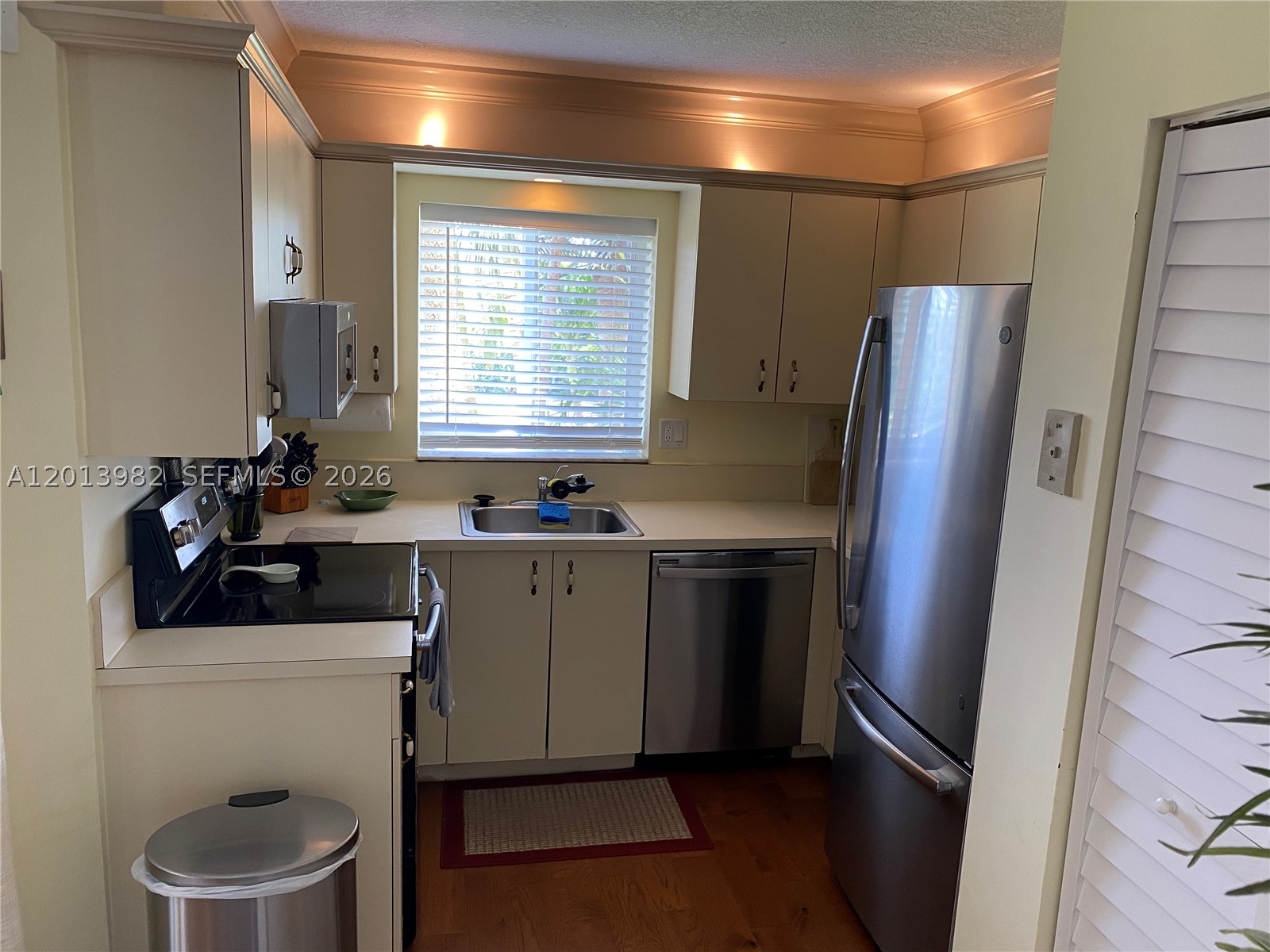 JUPITER BAY EAST CONDO - Residential