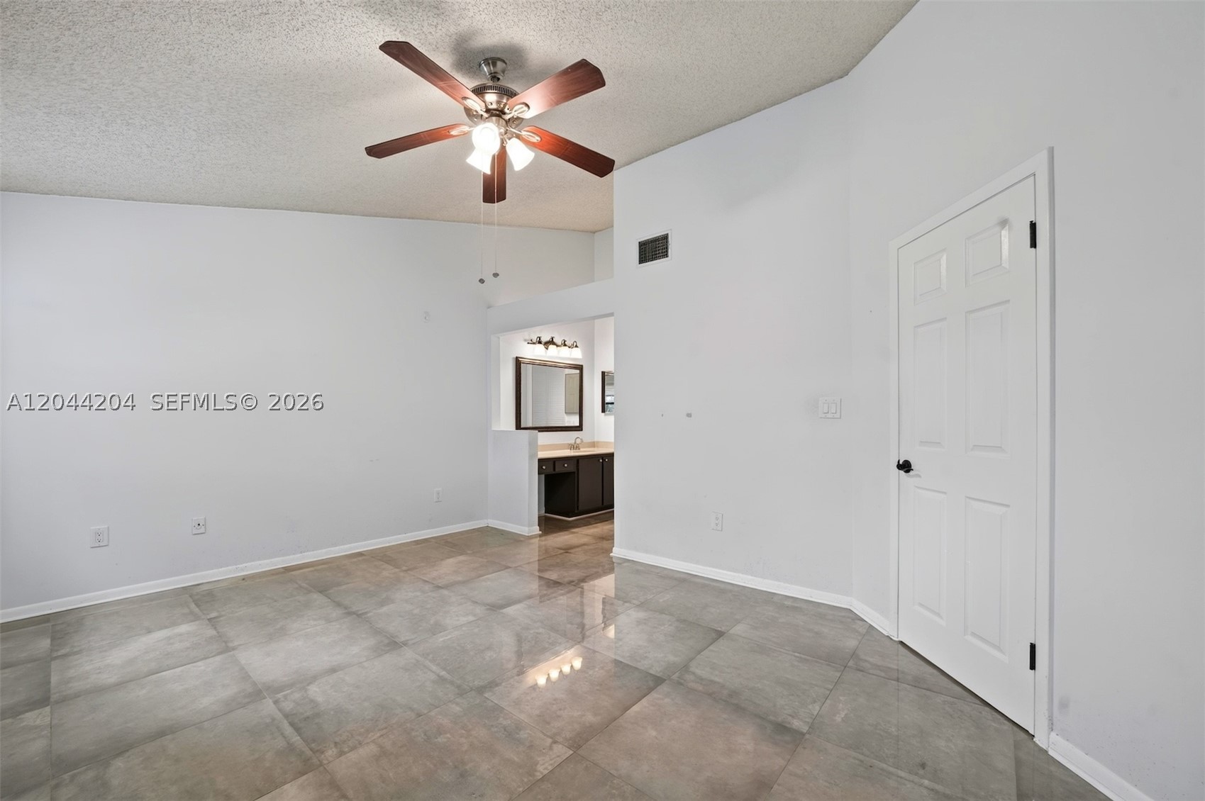 CHATHAM TOWNE AT JACARAND - Residential