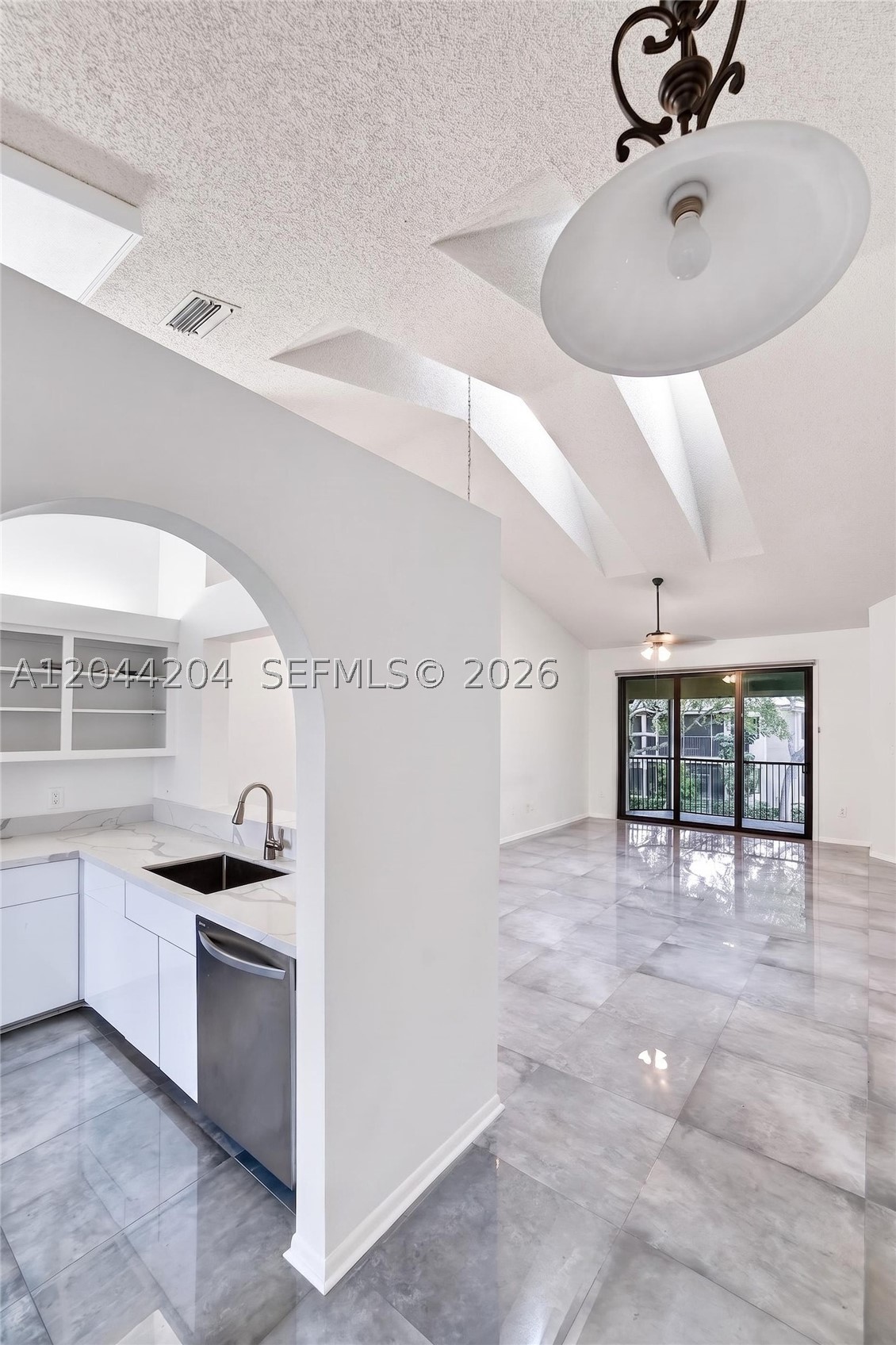 CHATHAM TOWNE AT JACARAND - Residential