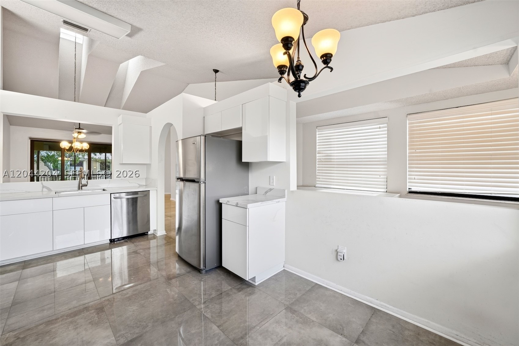 CHATHAM TOWNE AT JACARAND - Residential