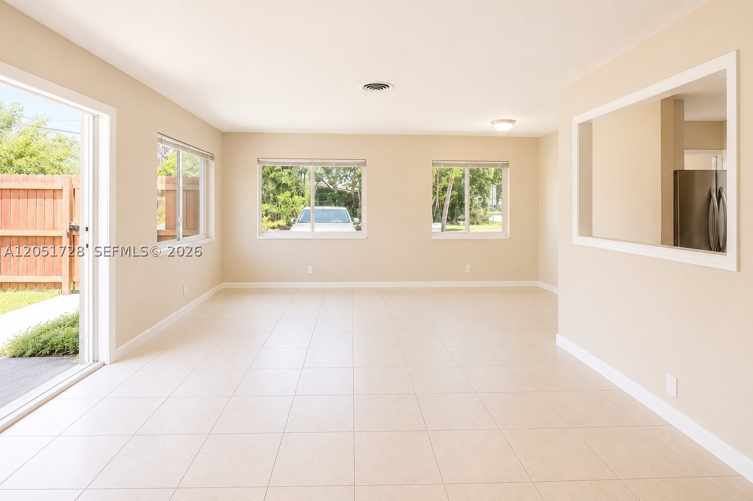 BEACON HILL ESTATES - Residential Lease