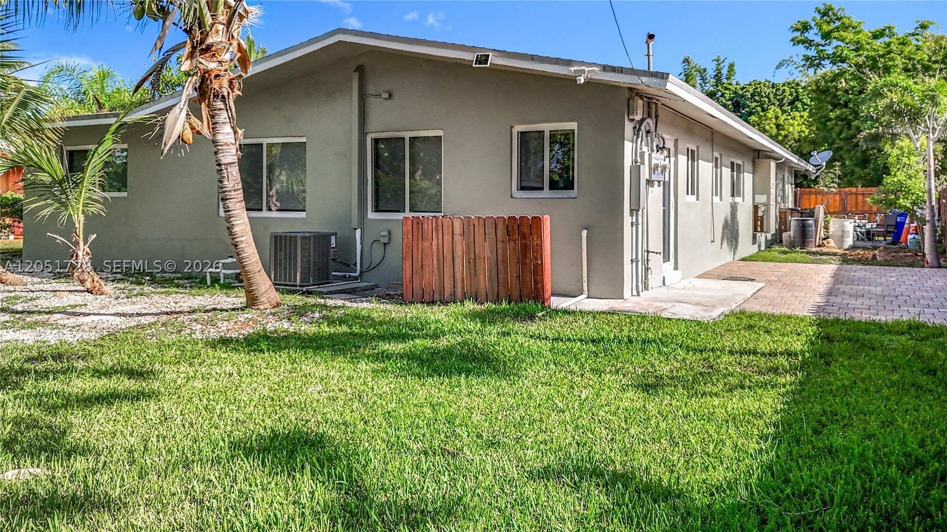 BEACON HILL ESTATES - Residential Lease
