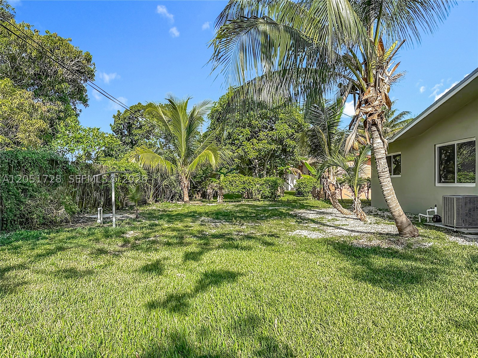 BEACON HILL ESTATES - Residential Lease