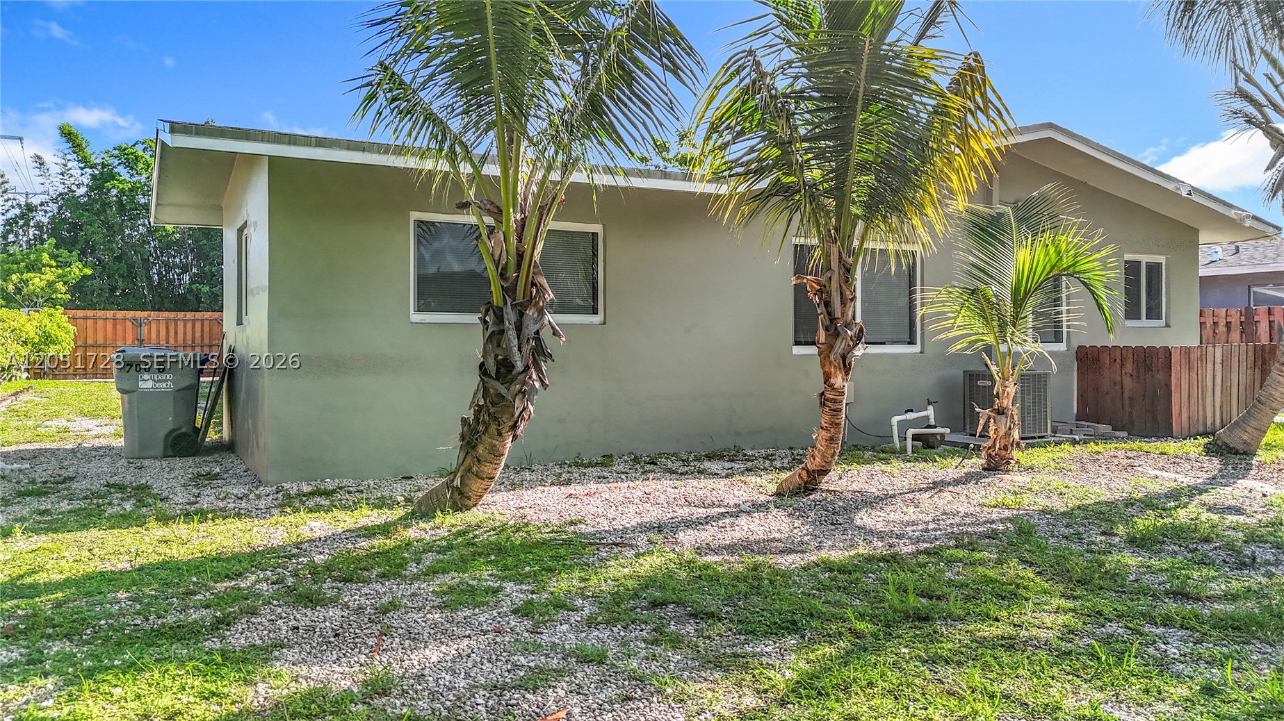 BEACON HILL ESTATES - Residential Lease