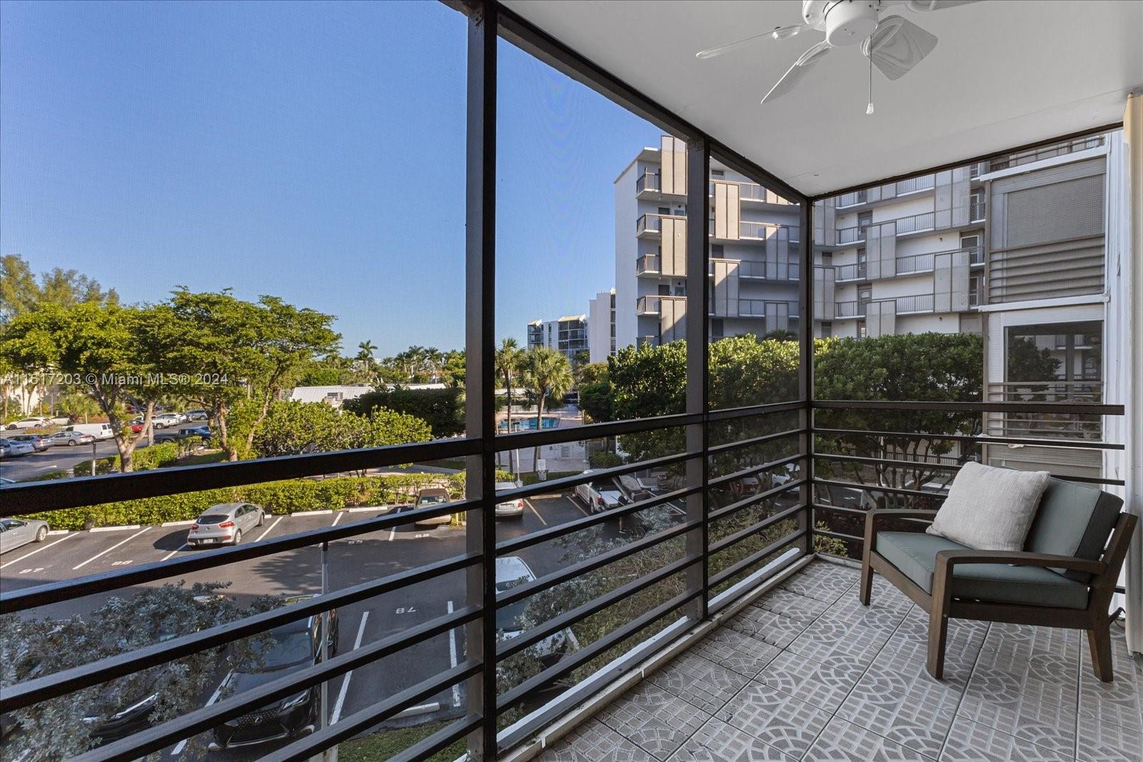 BISCAYA IV CONDO - Residential