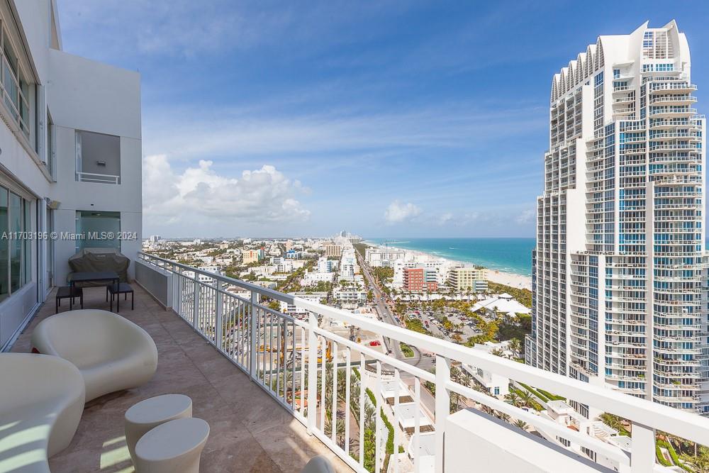 SOUTH POINTE TOWERS - Residential