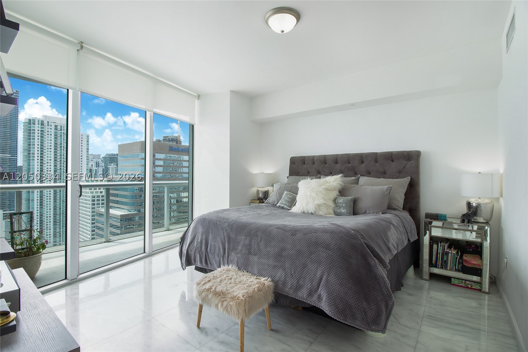 ICON BRICKELL NO TWO - Residential