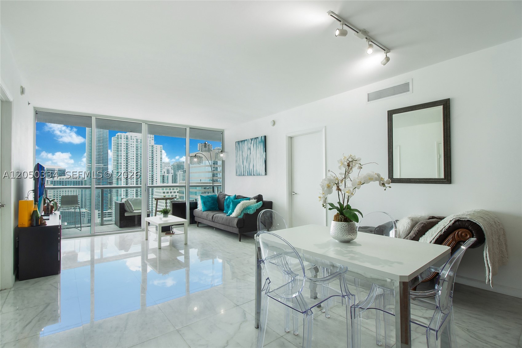 ICON BRICKELL NO TWO - Residential
