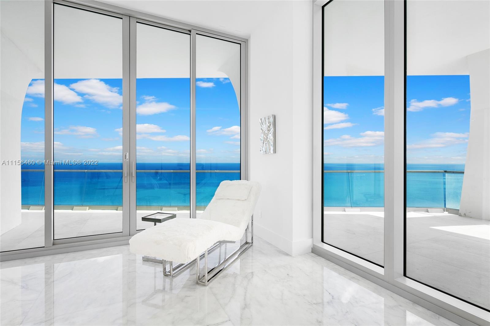 JADE SIGNATURE CONDO - Residential