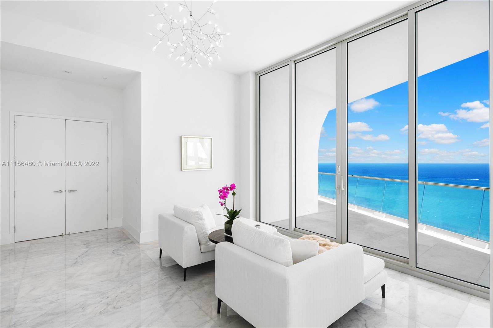 JADE SIGNATURE CONDO - Residential