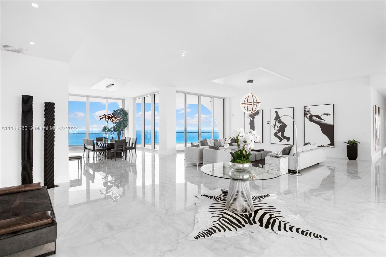 JADE SIGNATURE CONDO - Residential