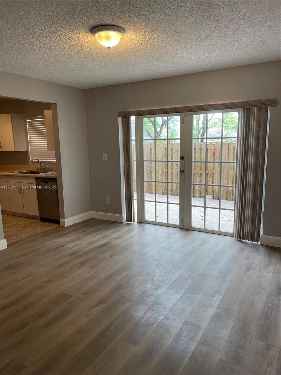 FLAMINGO GARDENS PH 5 - Residential