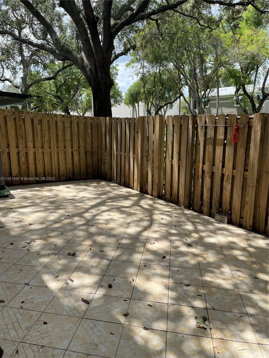 FLAMINGO GARDENS PH 5 - Residential
