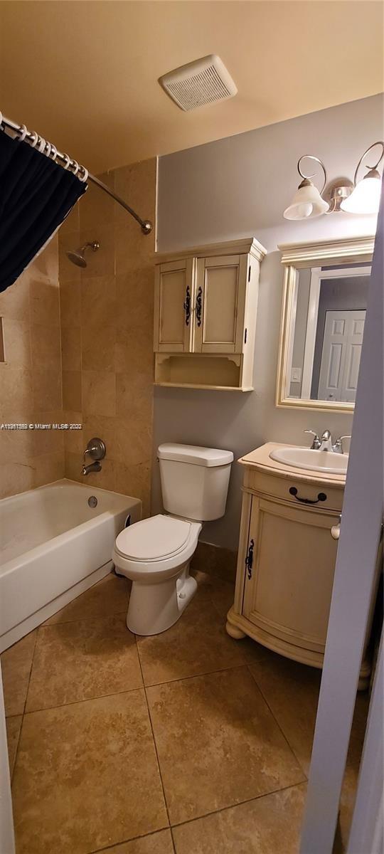 FLAMINGO GARDENS PH 5 - Residential