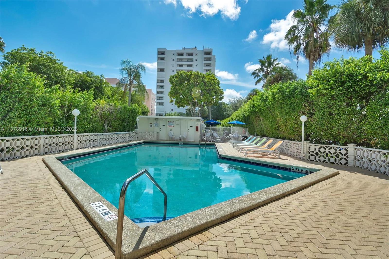 OCTAGON TOWERS I CONDO - Residential Lease