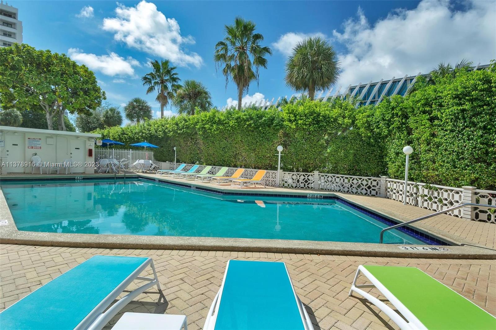 OCTAGON TOWERS I CONDO - Residential Lease