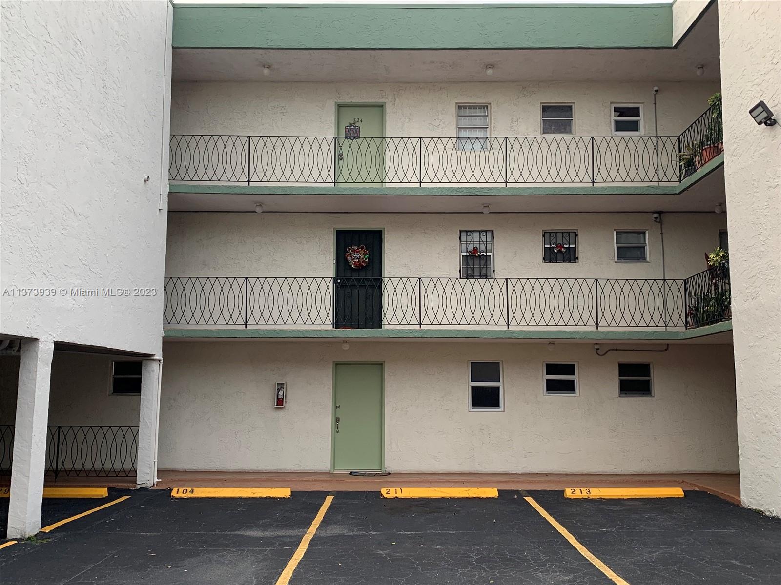 ROYAL SPRINGS CONDO - Residential Lease
