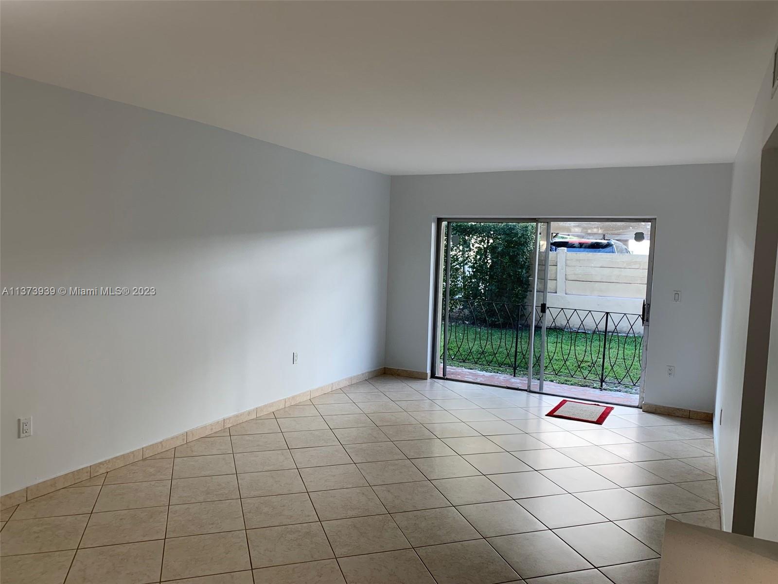 ROYAL SPRINGS CONDO - Residential Lease