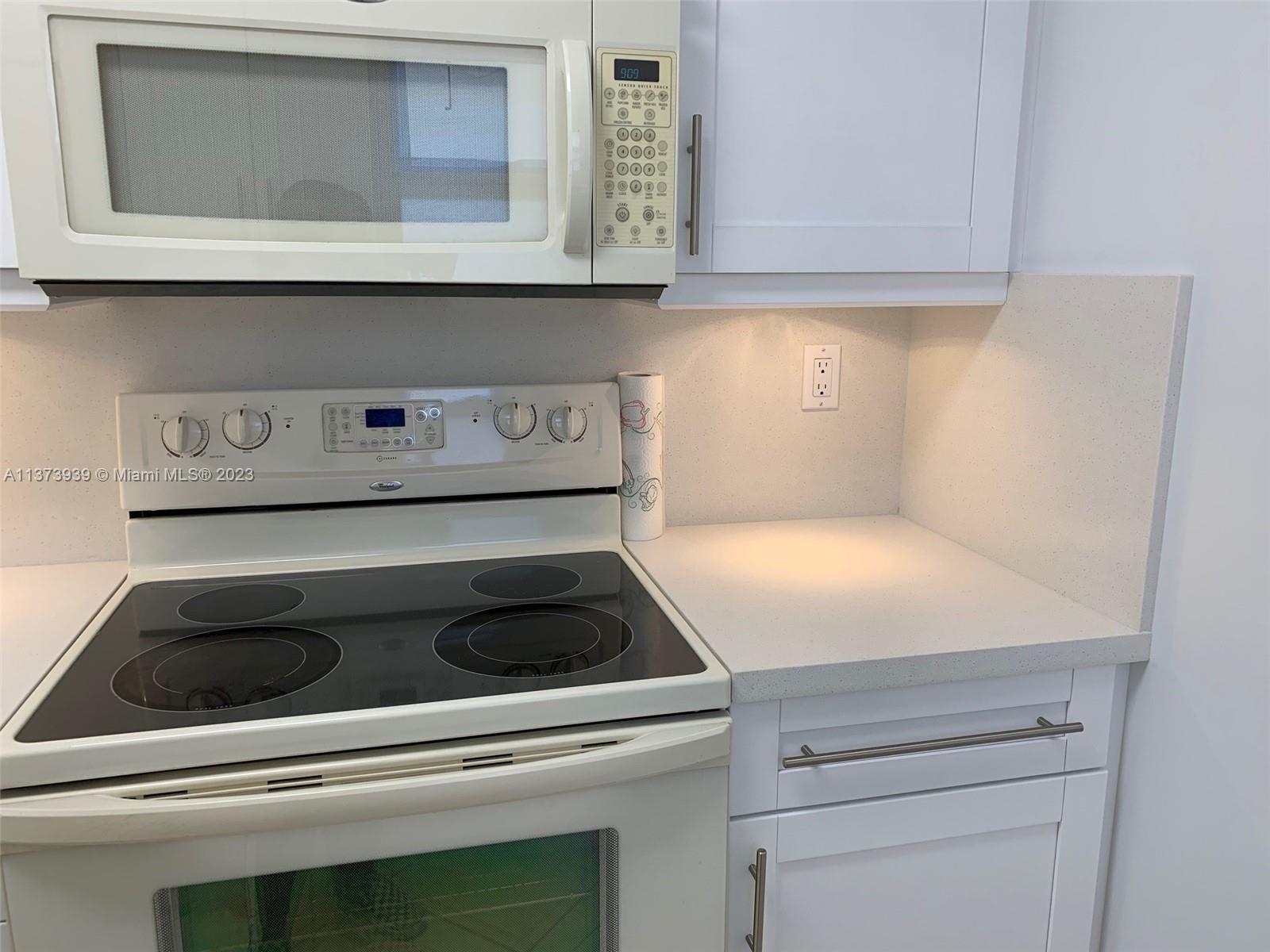 ROYAL SPRINGS CONDO - Residential Lease
