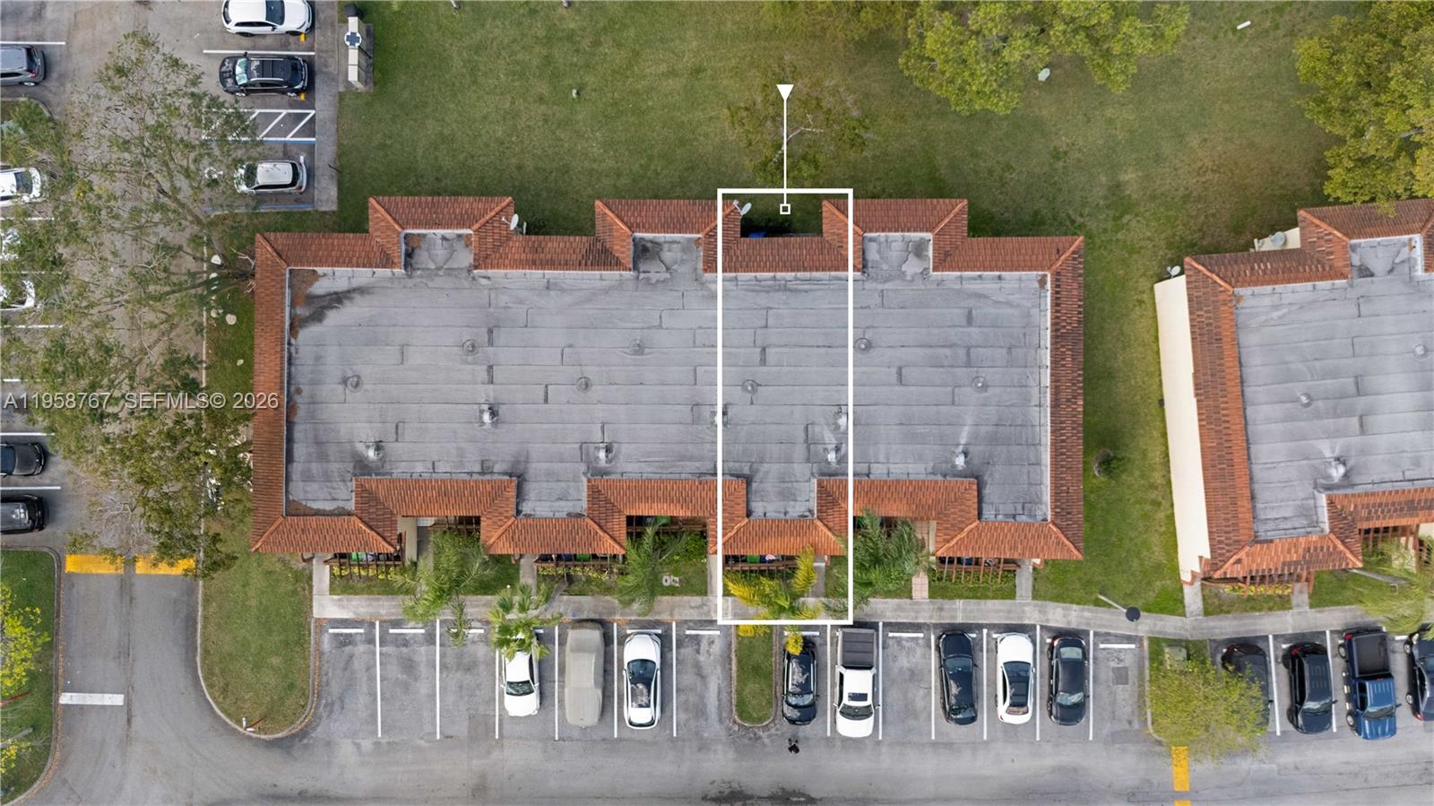 SPRINGTREE LAKES - Residential